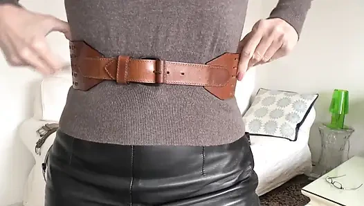 Oturma odasında kemer takma, bölüm 2, lady victoria valente