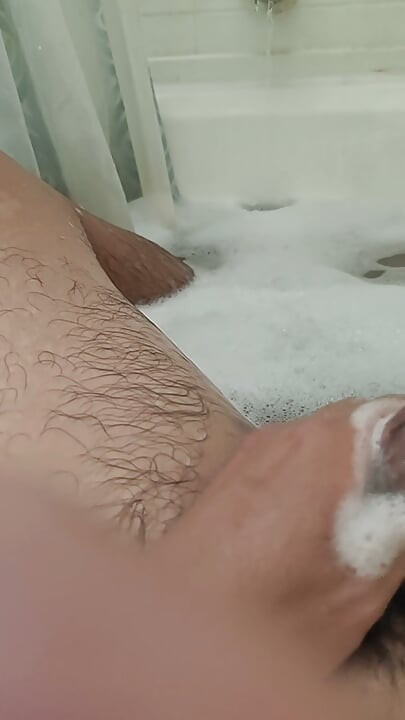 Jerking Off in the Tub and Washing Up Clean