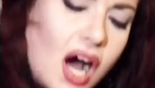 Adegan seks bareng jessica rizzo di pesta bareng kurcaci 01