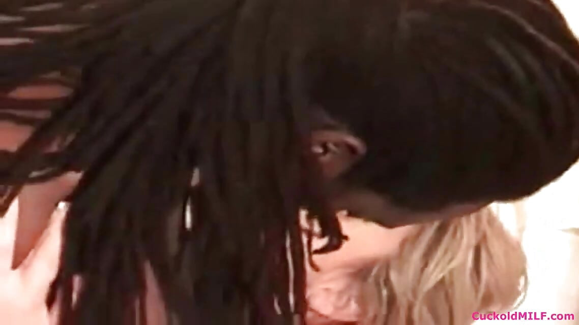Cuckold MILF - Wife that cheats