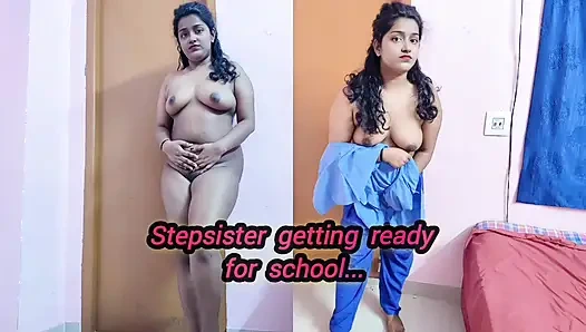 Сводный братец вошел, пока я переодевался, теперь он хочет увидеть мои сиськи и киску, что мне делать?