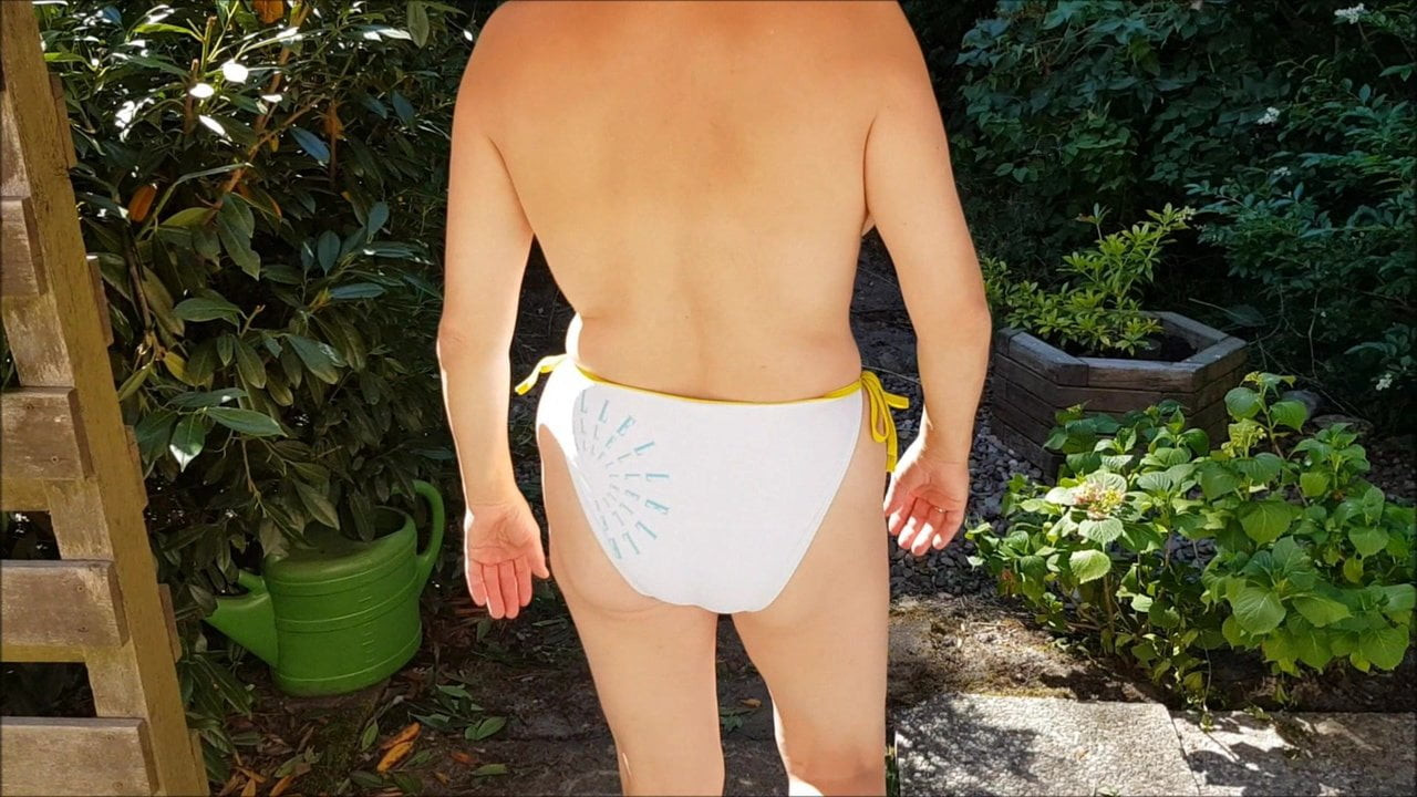 สระว่ายน้ํา 2018