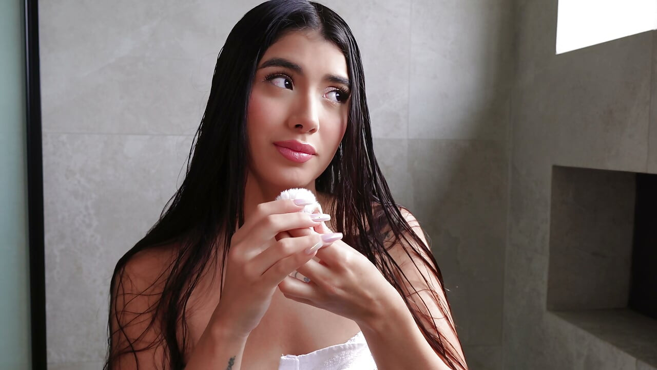 ASMR: Shower with me... before you go to work - SFW
