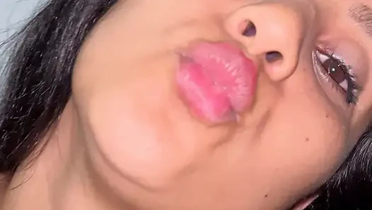 My vagina is too closed, I need someone to help me