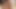 レズビアンの女性たちが深いキスの後にディルドで互いをセックスする