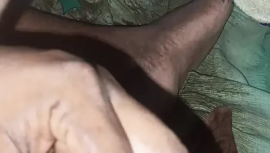 Teyzenin tam seks videounu izlemek için tıklayın