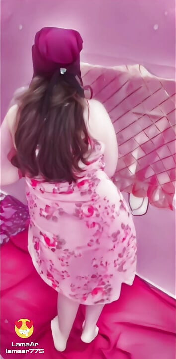 Fátyolos arab istennő szexi hastáncos sztriptíztánc Arab hentai imádat