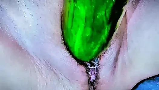 Miss Khalifa Dildoing With Mandingo Cucumber For Her Thirsty White Shaved Big Pussy