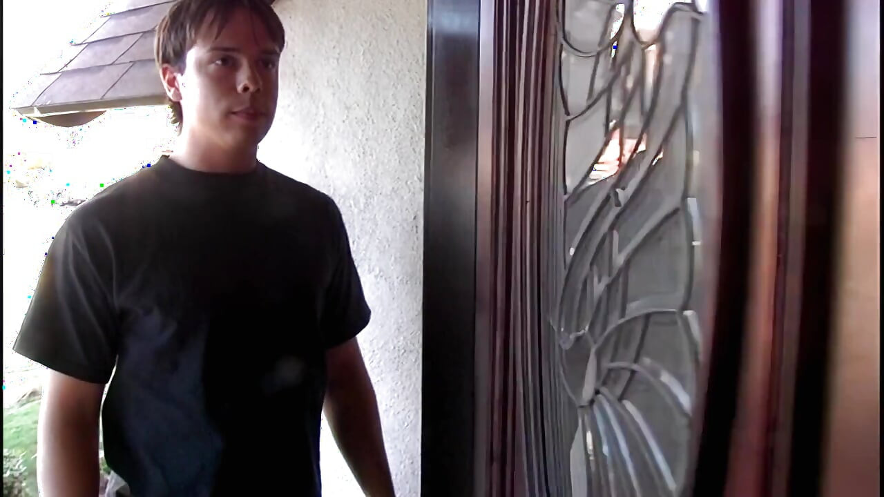 Jackie Ashe жестко трахается, глубоко трахается и обожает сочный внутренний кримпай