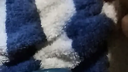 Анальный Трах Милфы-бабули С Новым Дилдо Соло В Домашнем Видео, Сквирт