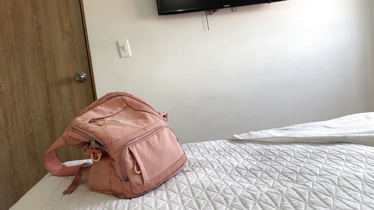 Why Are You Checking My Bag? I Found My Friend's Dildo in Her Suitcase and We Ended up Fucking in the Hotel