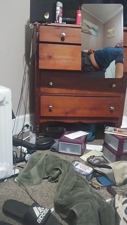 Des femmes salopes de mon quartier et moi levrette dans un gangbang dans notre ruelle de la maison