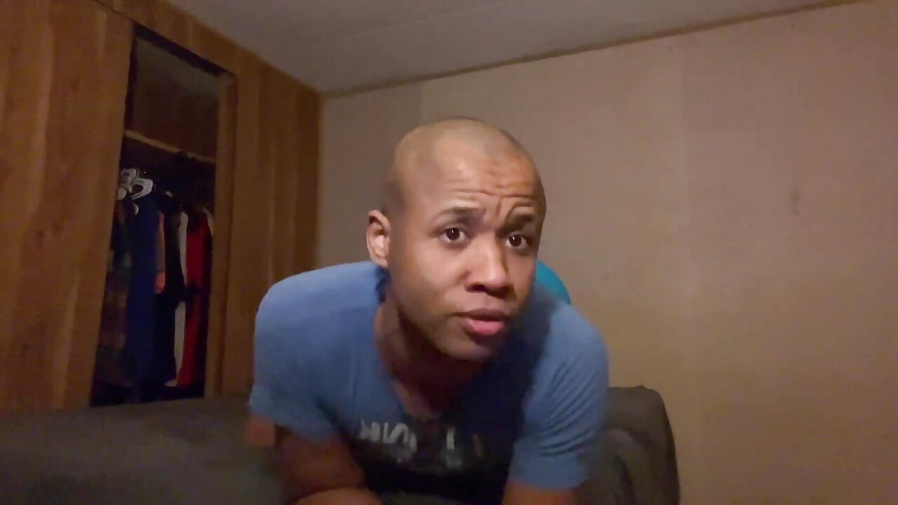 Stretch and cumshot