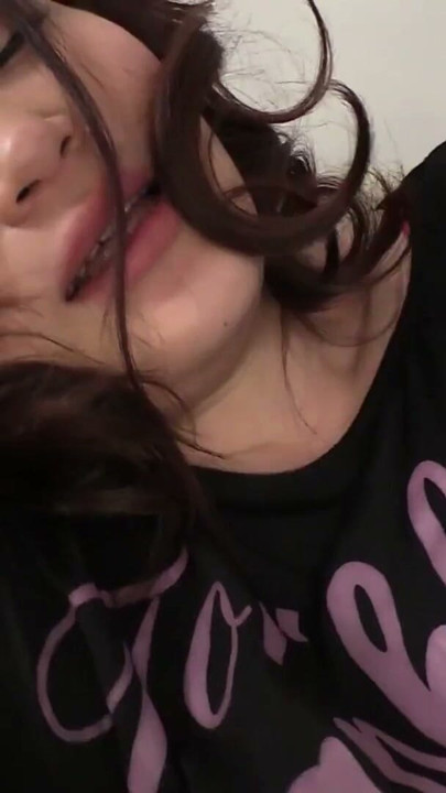 ASIAN JAPANESE PORN SLUT SCREAMS IN PLEASURE AS SHE GETS | Clip 1