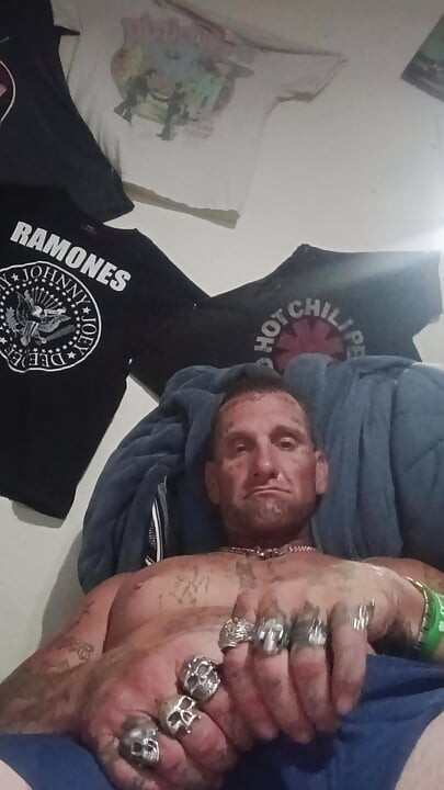 The hard white Irish  cock cumming