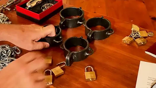 Домина госпожа April - утренние обязанности рабов