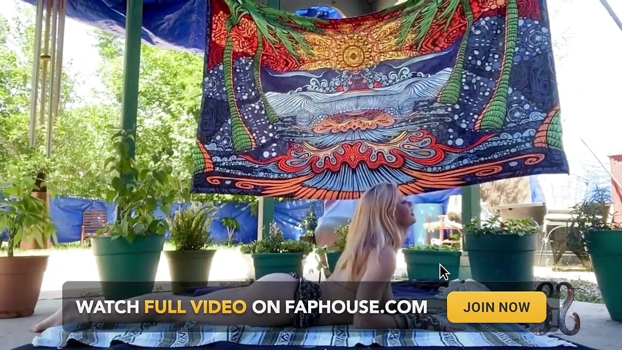 Serene Outdoor Nude Yoga Leads to Explosive Squirt Orgasm- Full Vid on //serenesiren