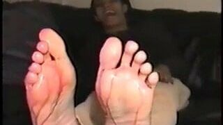 Lesbian Foot Slirping
