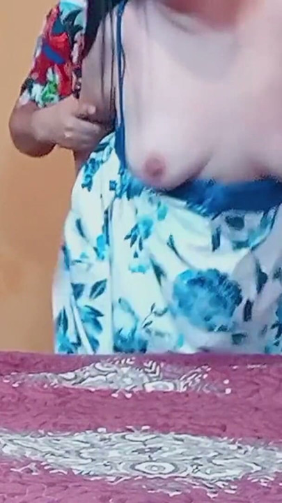 Fucking my friend's stepmom at her house after playing video games. | Clip 1