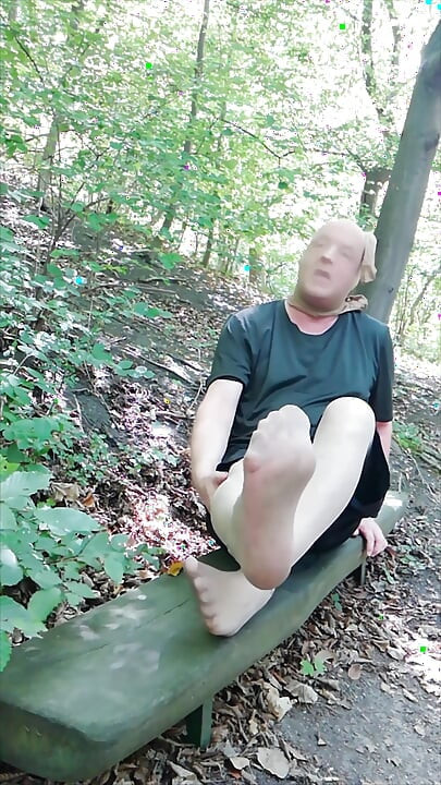 Nylon Fetish Break on the Seilbahnberg