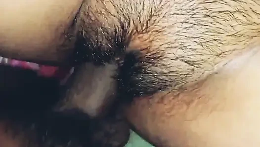 Pacar hot india 25 tahun lagi asik ngentot memeknya