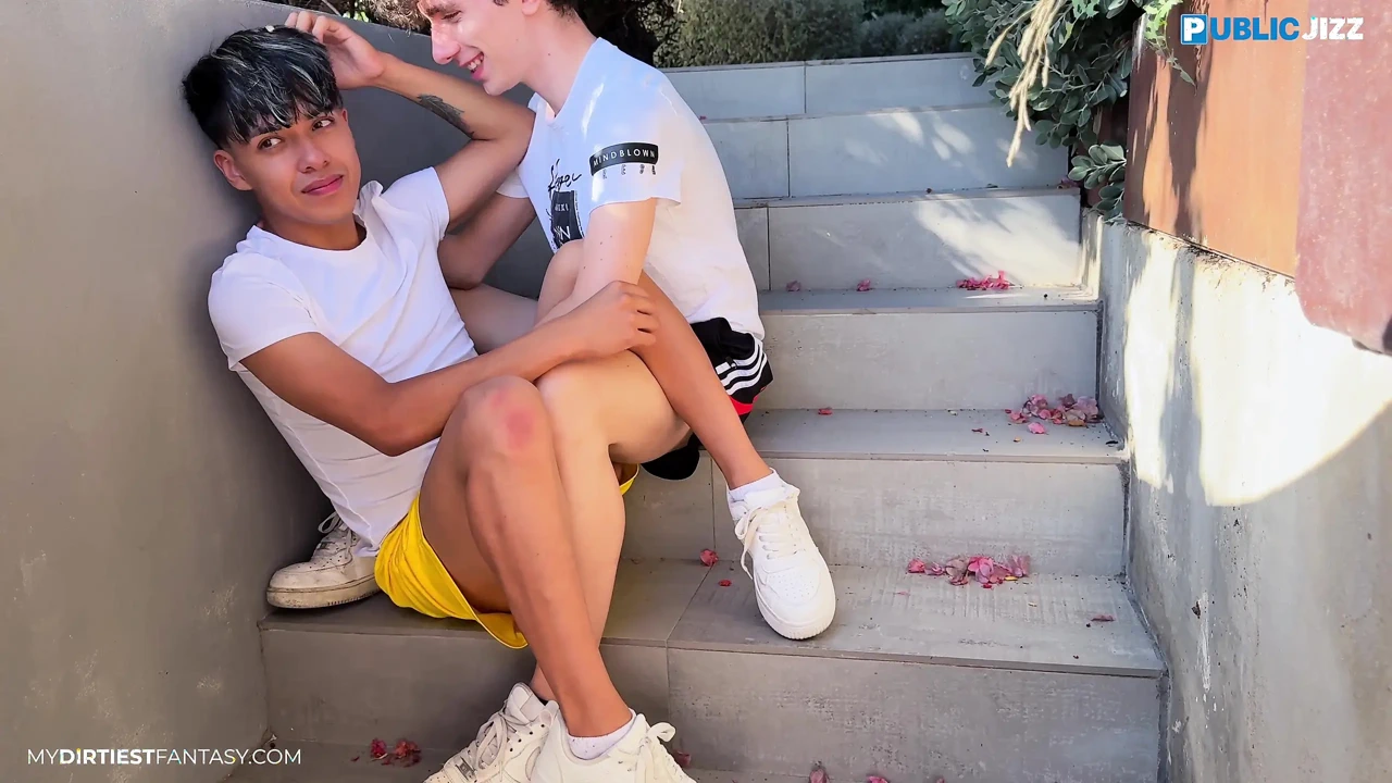 LATINO Amateur Outdoor Public Sex (Street) – Pissing, Spitting, Blowjob, Gagging, Whipping – 3-in-1 Compilation