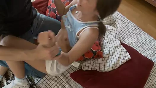 Die junge in russin geborene schlampe wird in die muschi gefickt