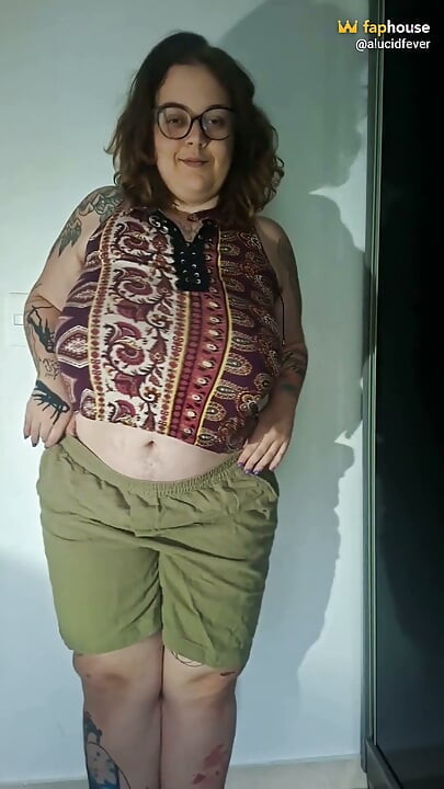 Chubby Nerd Strips for You (beautiful Saggy Tits)