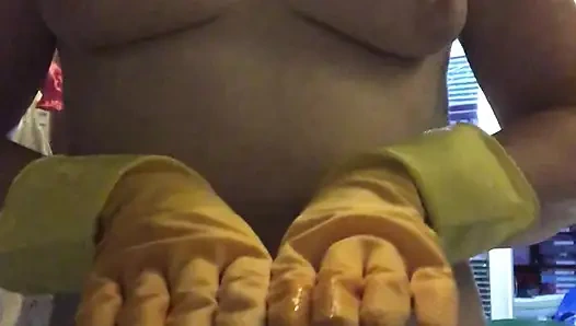 Naked deep cleaning, tea spilling preparation