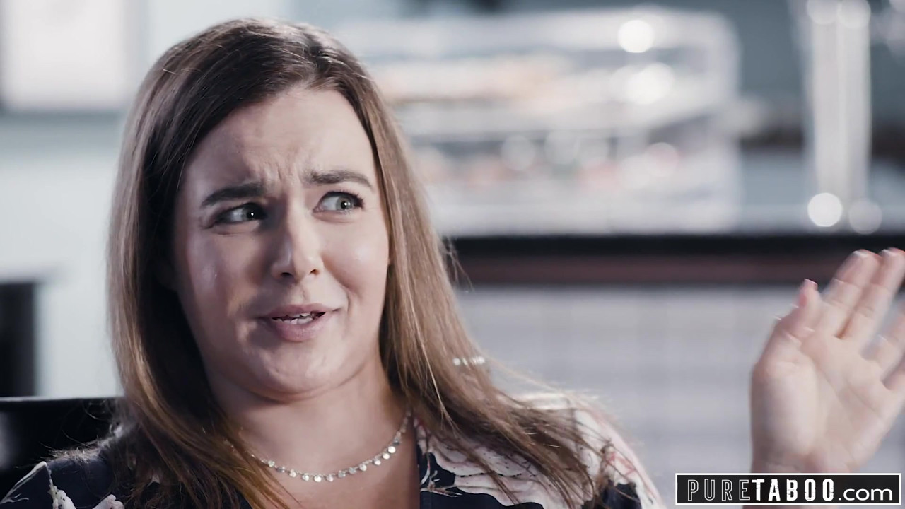 ナターシャ・ナイスは変態カップルにタグ付けさせる