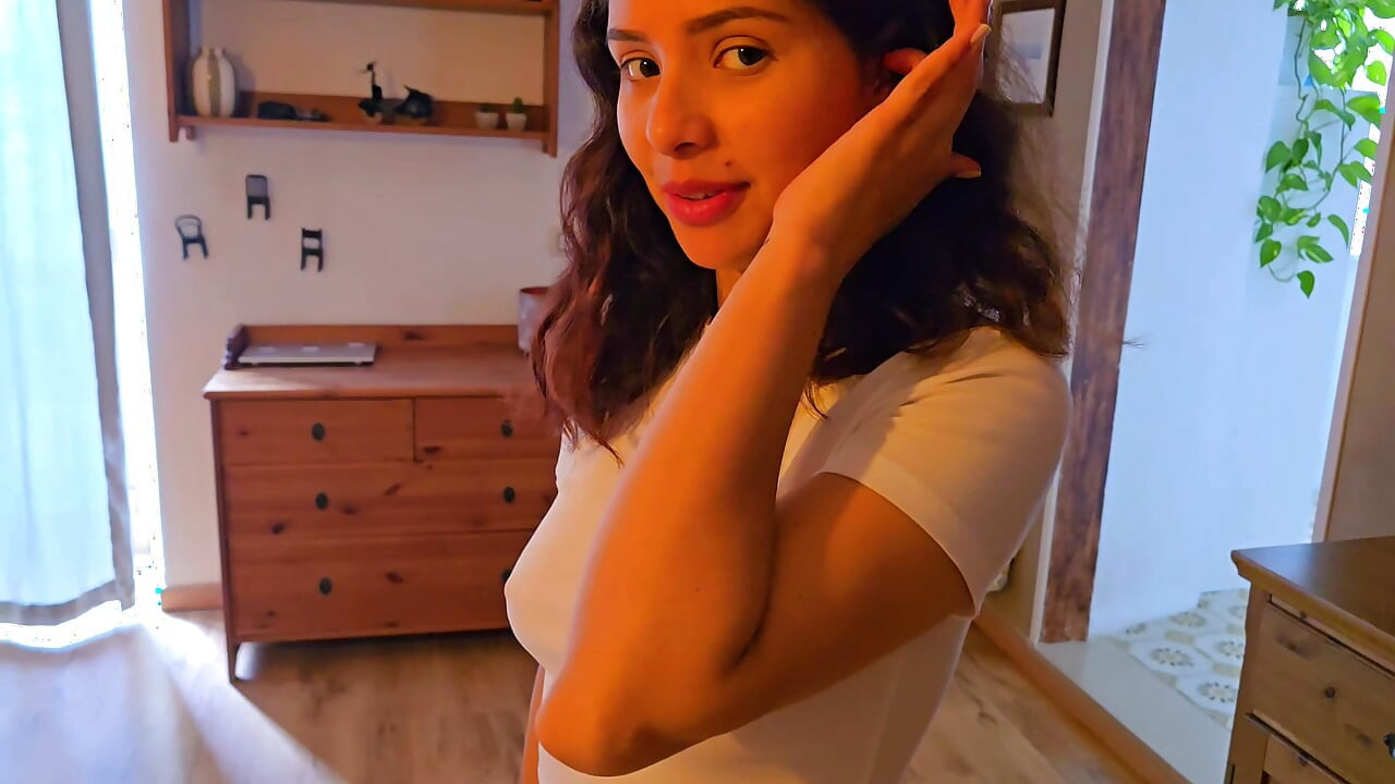 My hot girlfriend wants my cock inside while her parents aren't home