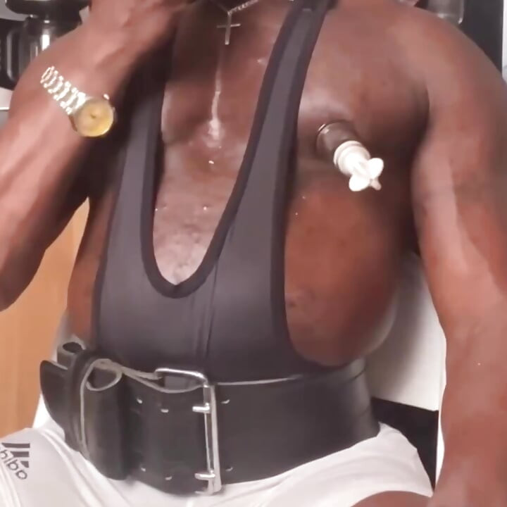 Muscle Chest Titpump & Play with Prostate Milking