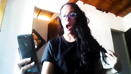 Video seks erotis gadis latina di depan umum