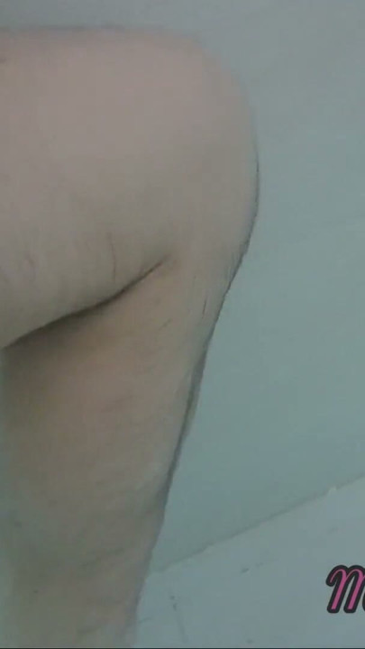 Flashing my dick in front of a young girl in public pool and helps me masturbate - it's very risky with people near | Clip 1