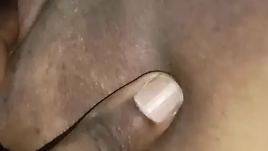 My stepaunt's pussy was massaged with oil and fingered.