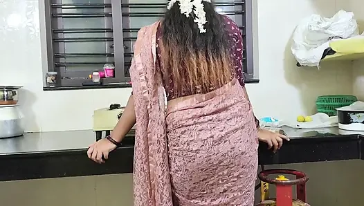 Sari, hüfte, Press navel romantik