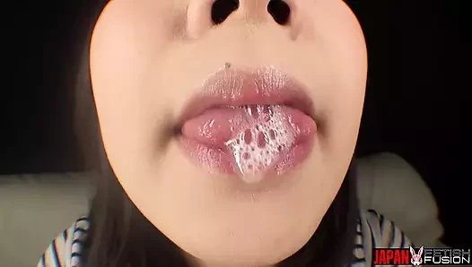 Öznel! Niina Fujii ile erkek arkadaş deneyiminin tadını çıkarın! Dili, tükürüğü ve ağzının içinde