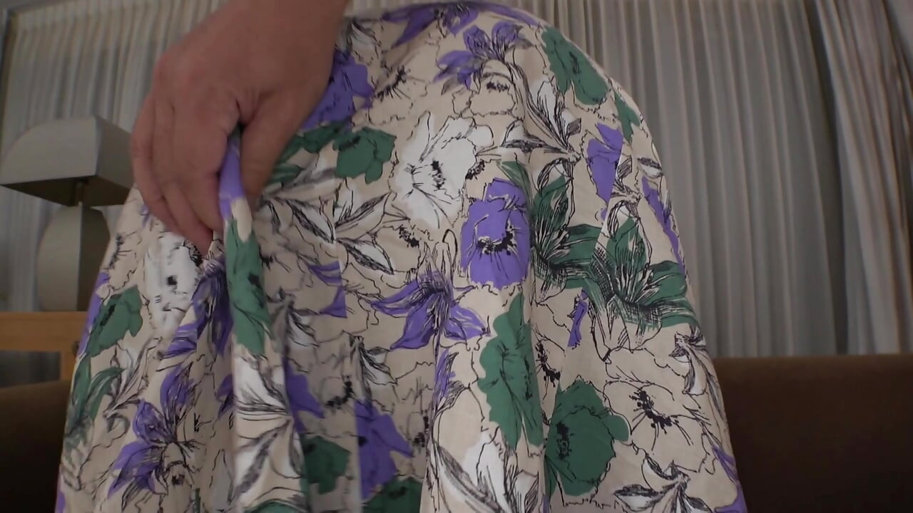 This Tutor With Fair Skin And Huge Breasts, Yelling Nonstop