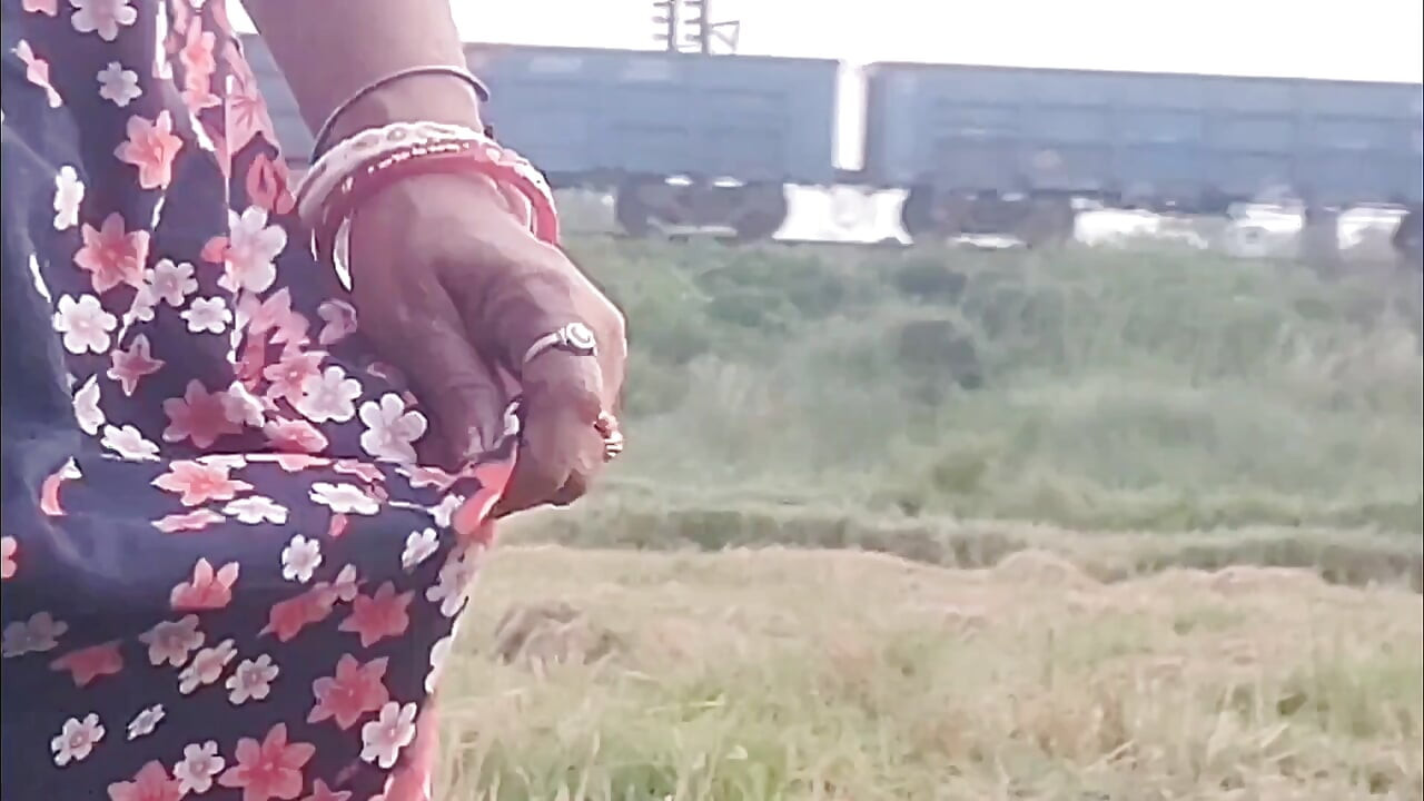your nomita bhabhi ka amazin peeing