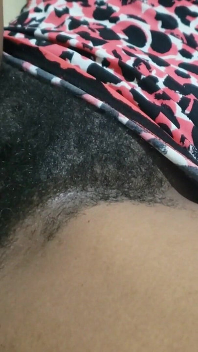Sexy mature tight pussy close up - hairy pussy | Clip 1