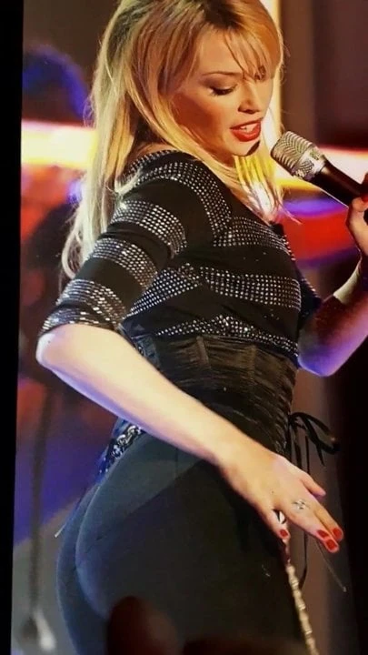 Sperma på kylie minogue röv