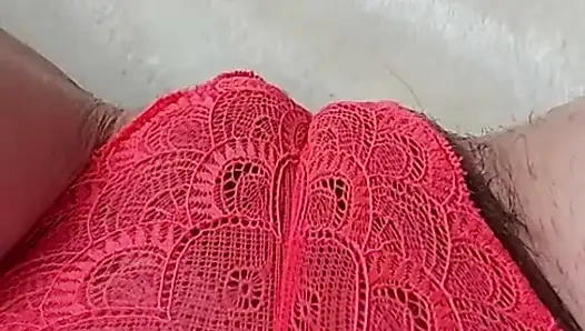 Wanita sange ini pengen kamu ngendus dan jilat memeknya yang ginnagg sampai menganga lebar