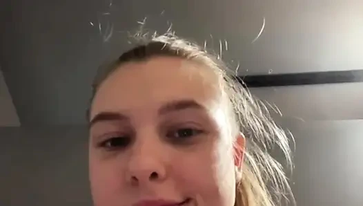 Harter analfick im fitnessstudio