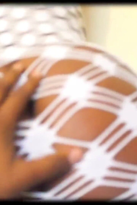 Fancy Dirty Diana is looking real juicy  in all white with sun hat