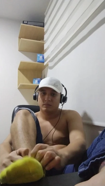 Latino barefoot