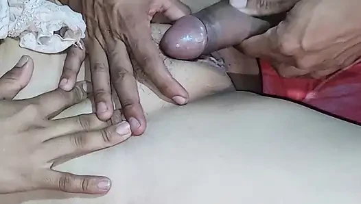 Open my vagina and it's my first time with my Tamil Indian stepsister in this X video.