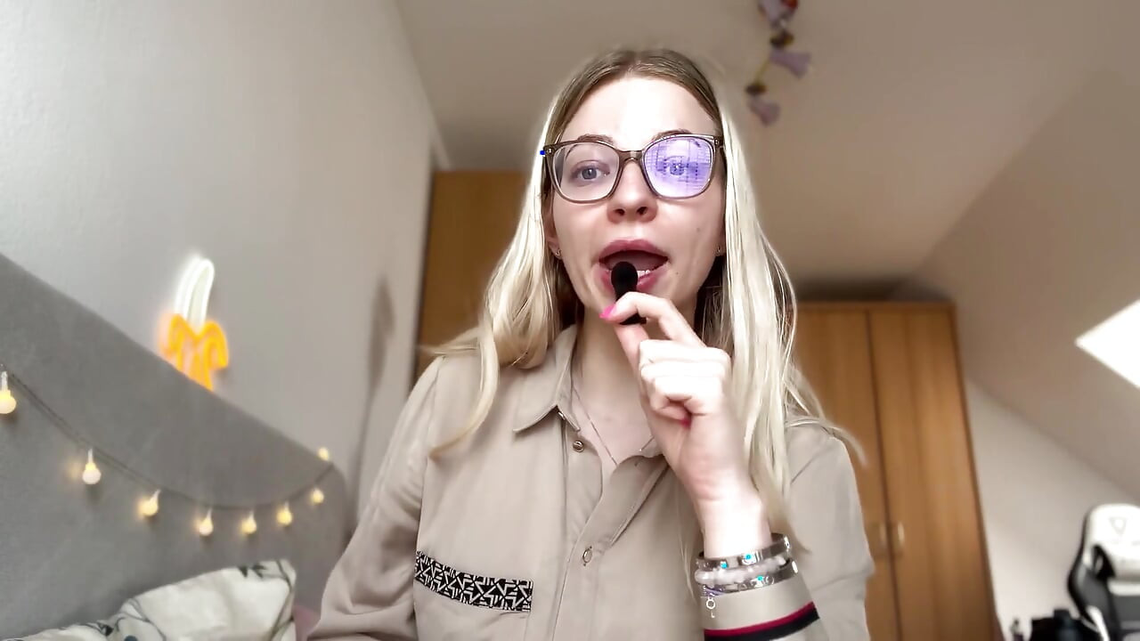 Degenerez bărbați? Femdom