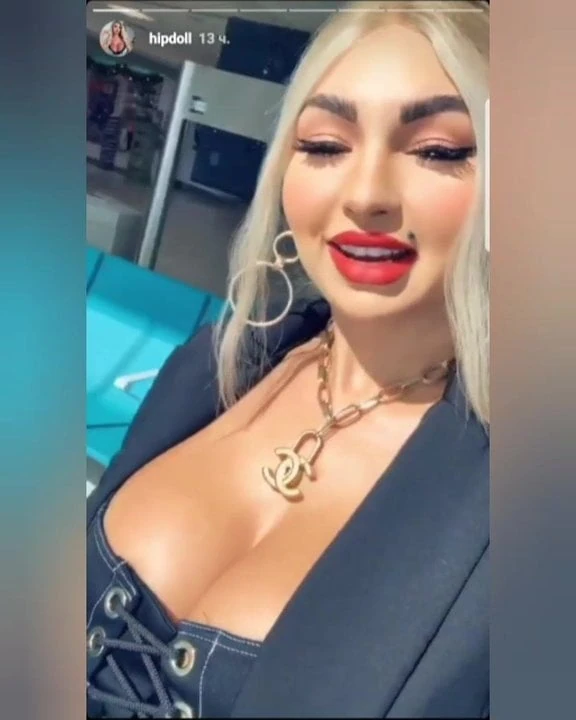 Hipdoll - 36