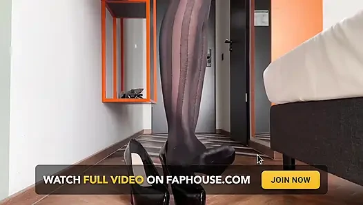 I Wet Myself in My Tights