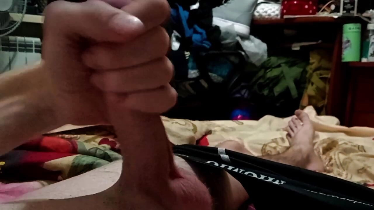Easy Morning Cock Jerking Off
